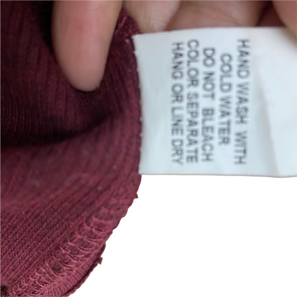 Honey Belle Top Crew Neck Choker Neck Cut Out Neck Relax Fit Junior ShortS  L - Picture 7 of 8